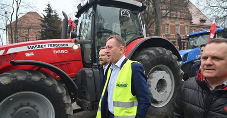 Zmiany w KOWR. Tak PiS próbuje uspokoić rolników przed wyborami