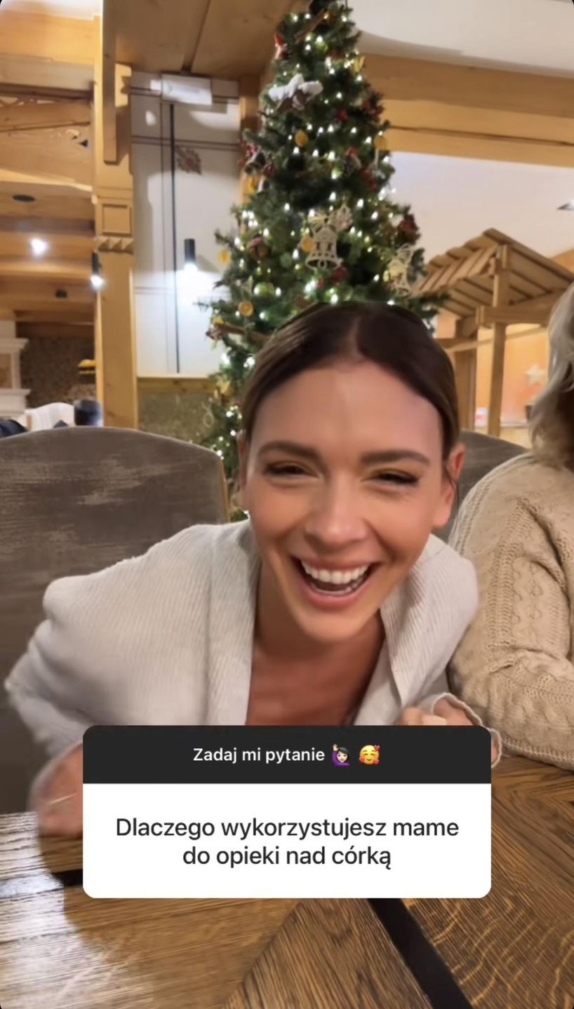 Internautka do Klaudii Halejcio: "Dlaczego wykorzystujesz mamę do opieki nad córką?"