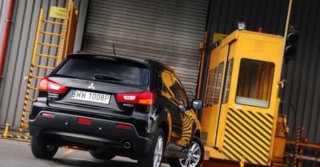 Mitsubishi ASX 1,6 Instyle 2WD - pomysł na... [test autokult.pl]