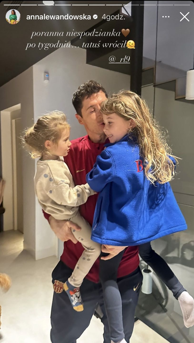 Robert Lewandowski z córkami