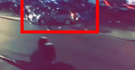 Makabra we Francji. Rozpędzone auto wjechało w tłum ludzi