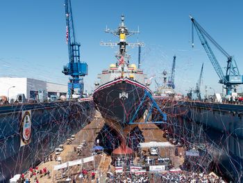 Nowy niszczyciel. US Navy rozwija Arleigh Burke