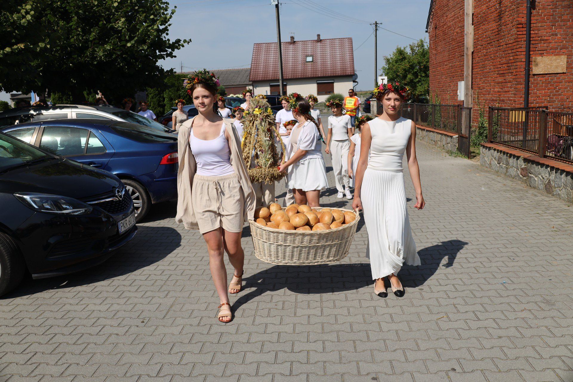 Trzy wioski, czyli Biadki, Smoszew i Warszty dziękowały za tegoroczne plony
