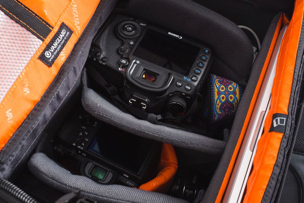 Vanguard Xcenior 36 – studio fotograficzne w jednej torbie 14