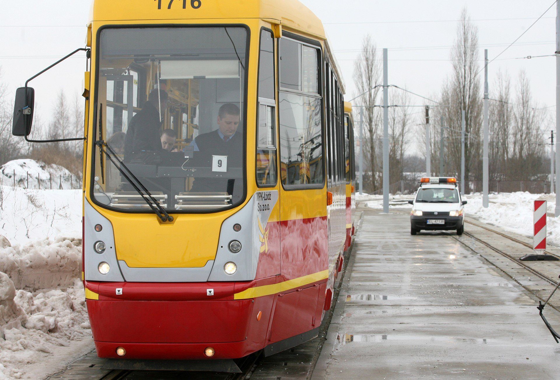 Czy łodzianie będą mogli korzystać z darmowej komunikacji miejskiej w Łodzi 1 listopada  już w tym roku? 