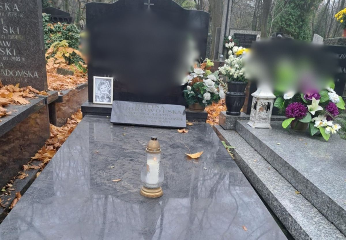 Grób aktorki Haliny Dobrowolskiej.
