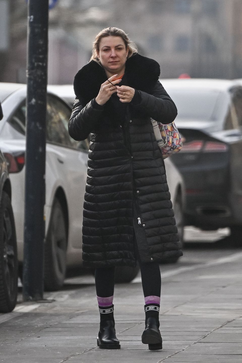 Magdalena Narożna maszeruje z ukochanym na rehabilitację