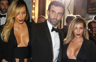 Kim Kardashian pokazuje biust!