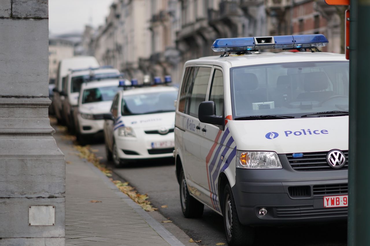 Budynek bez okien. Weszli do środka. Czterech Polaków wpadło w Belgii