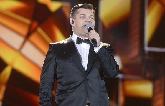 TVP oglądalnością sylwestra chwaliła się już w jego trakcie: 7,8 mln widzów „Despacito”, 7,4 mln - Martyniuka
