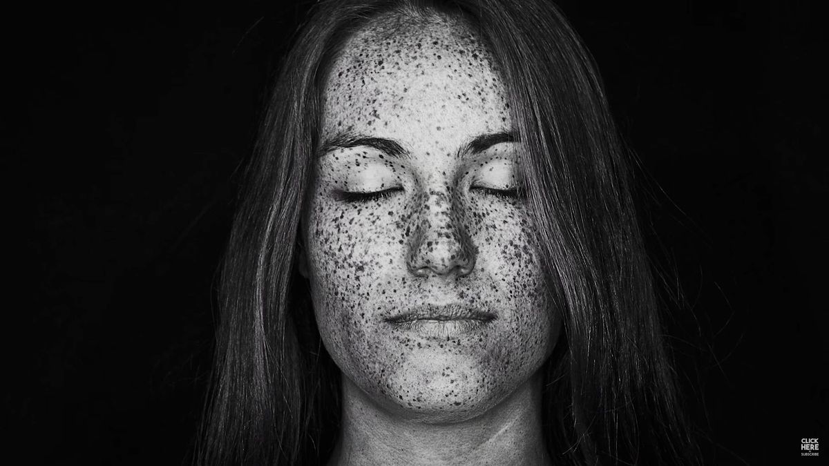 Interesujace portrety w ultrafiolecie, które powstały przy wykorzystniu przerobionej lustrzanki i specjalnej lampy 1