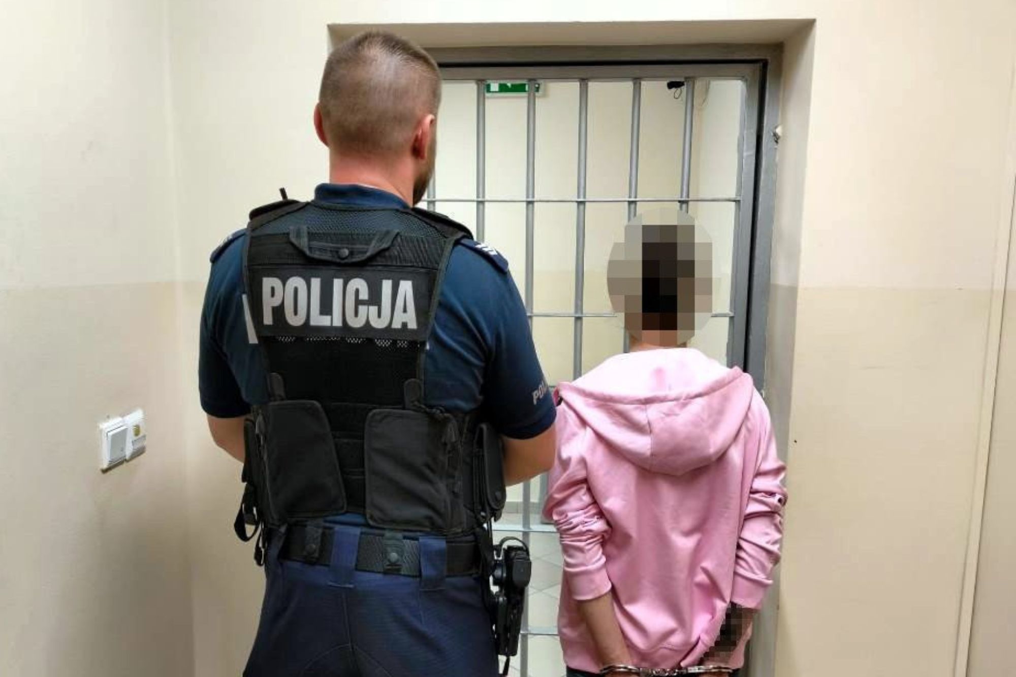 Kobieta zatrzymana za znęcanie się nad dzieckiem