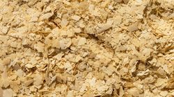 Jak suplementować witaminę B2? Niedobór wpływa na skórę i układ nerwowy