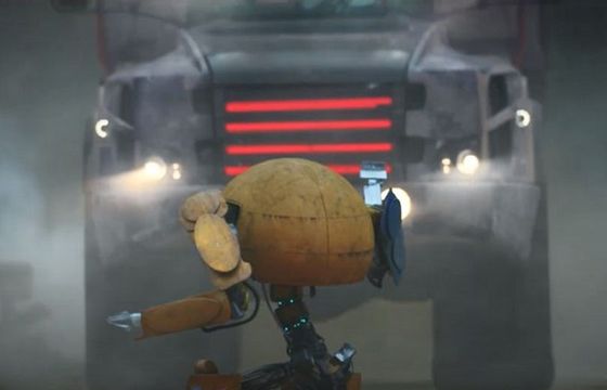 Uroczy robot staje się eko-wojownikiem w nowej reklamie IKEA (wideo)