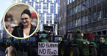Protest rolników w Brukseli. Policja użyła armatek wodnych. Wśród poszkodowanych polska europosłanka