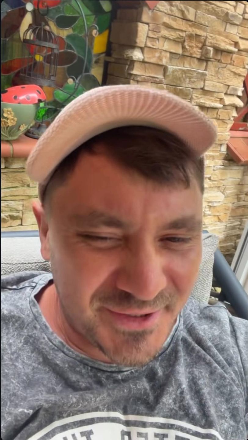 Daniel Martyniuk atakuje Macieja Pelę