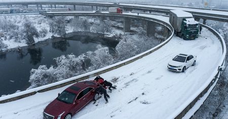 Termometry pokazały minus 52,3 stopnia. Nowy rekord zimna w mocarstwie