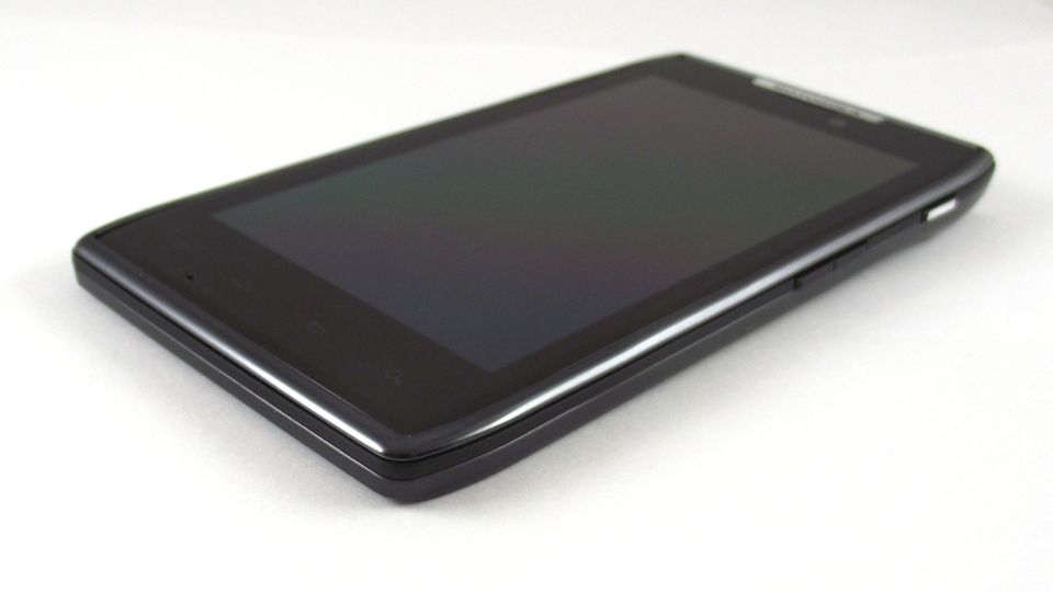 Motorola RAZR XT910 - żyletka wśród Androidów [test] 1