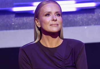 Przyszła na premierę. W tych spodniach sylwetka wygląda jak marzenie