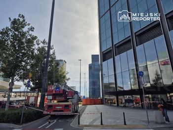 Warszawa: Francuski wspinacz wspiął się na szczyt Varso Tower