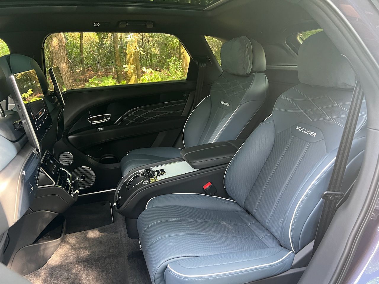 Bentley Bentayga EWB