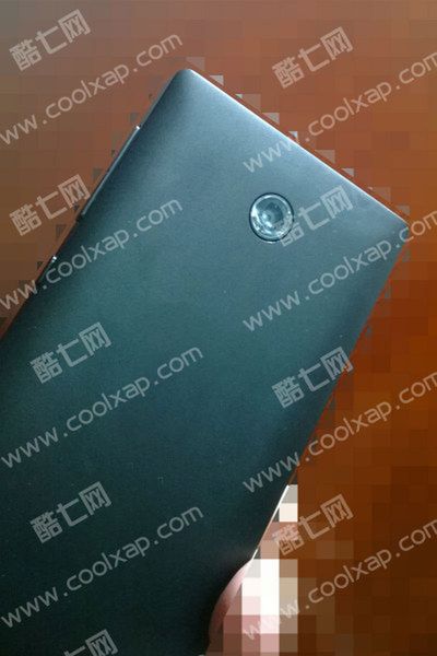 Alternatywna klawiatura na iOS oraz Nokia X i  HTC One (2014) na zdjęciach 6
