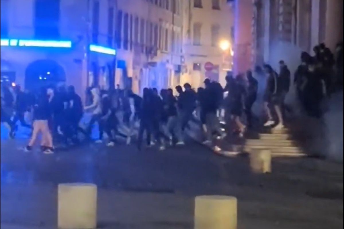 Zamieszki we Francji. Kibice wyszli na ulice