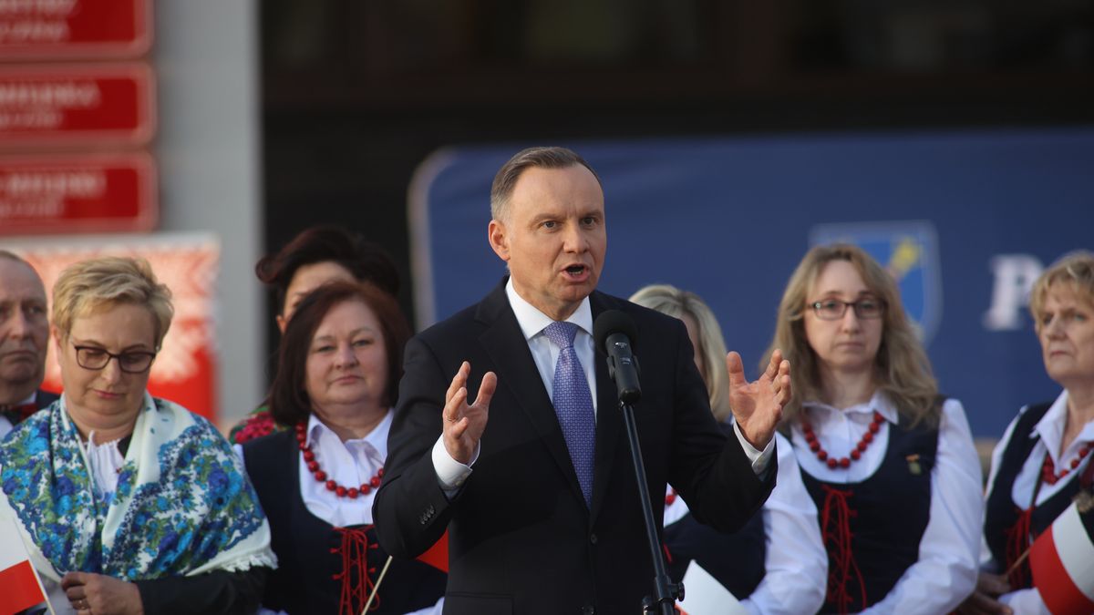 Andrzej Duda wskazał, że za inflację odpowiadają między innymi działania rządu