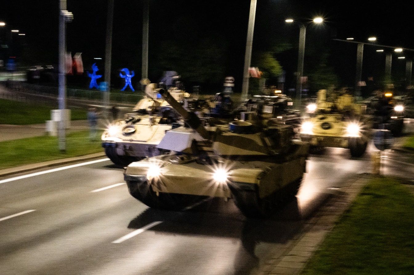 Próby generalne do defilady z okazji Święta Wojska Polskiego