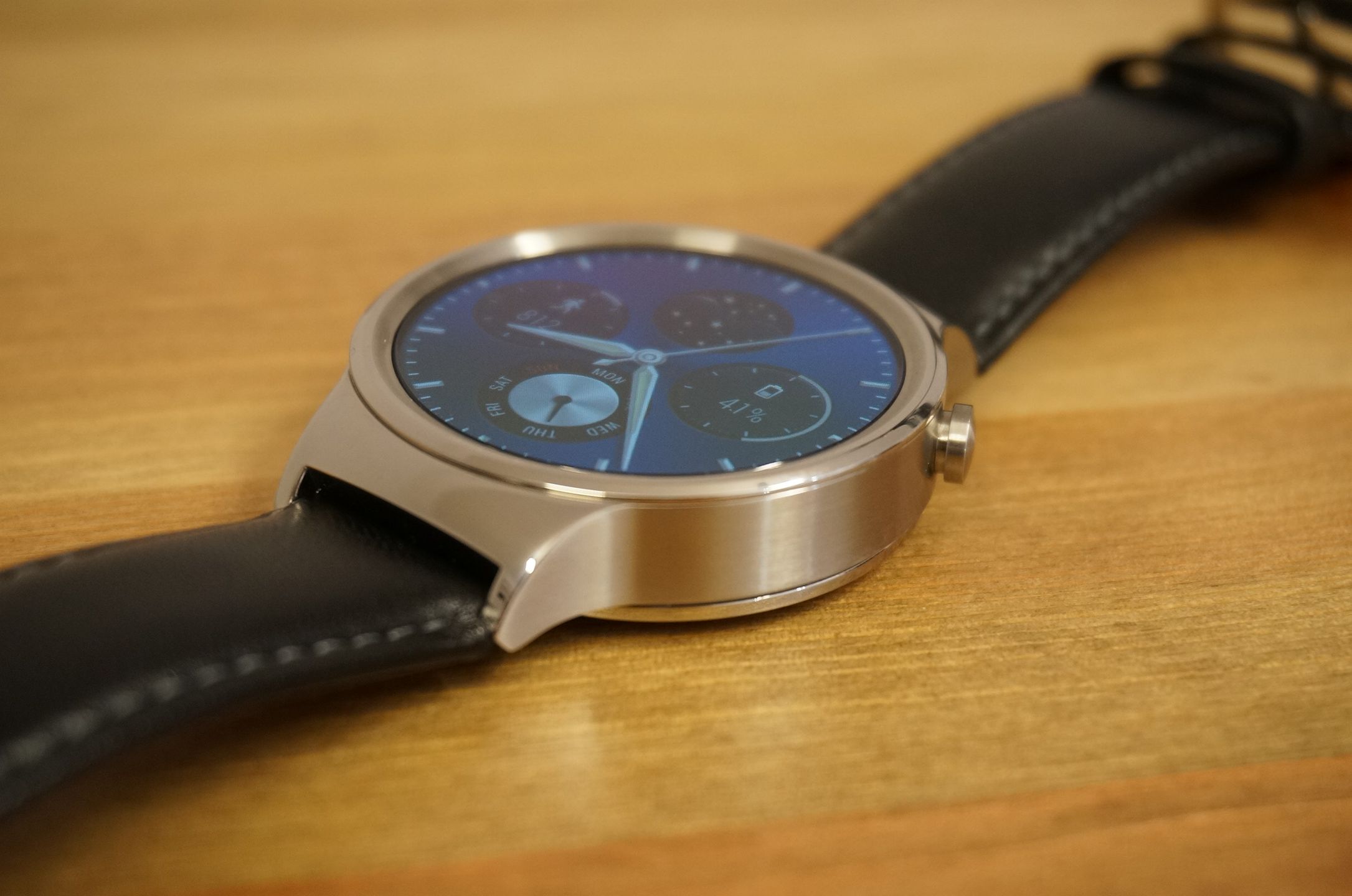 Huawei Watch vs LG G Watch R - czy warto dopłacać? 5
