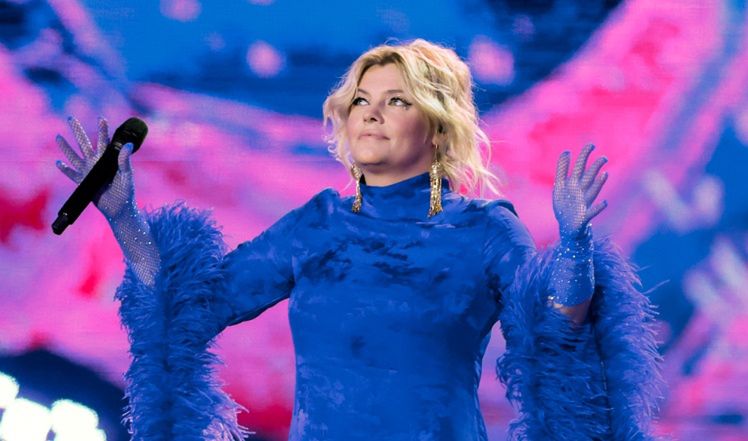 Jakie kierunki studiowali polscy wokaliści