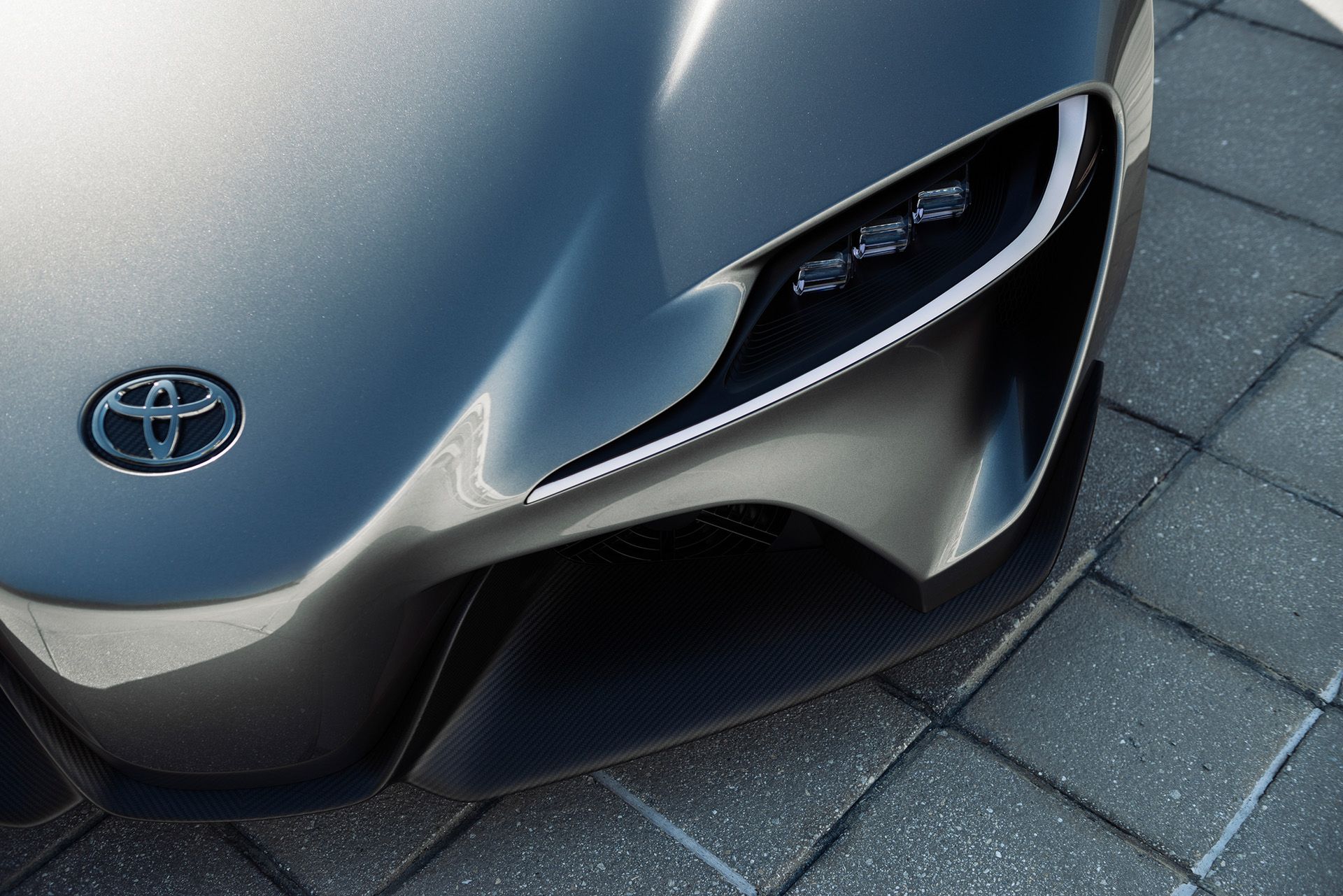 Koncepcyjna Toyota FT-1 w nowej galerii zdjęć 6