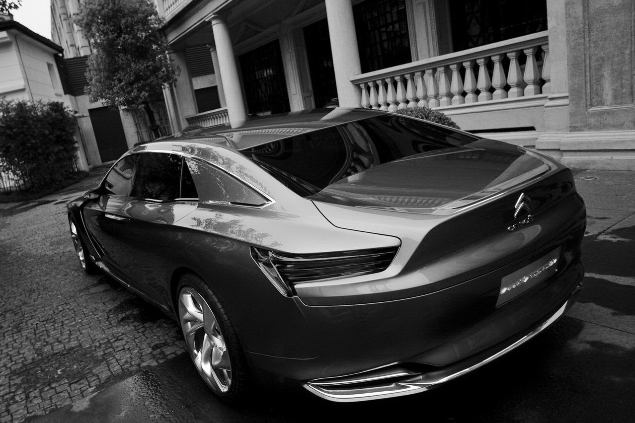 Citroen-Metropolis-Concept-32