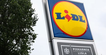 Lidl wprowadził nową ekopromocję. W tych sklepach klient dostanie rabat za plastikową butelkę