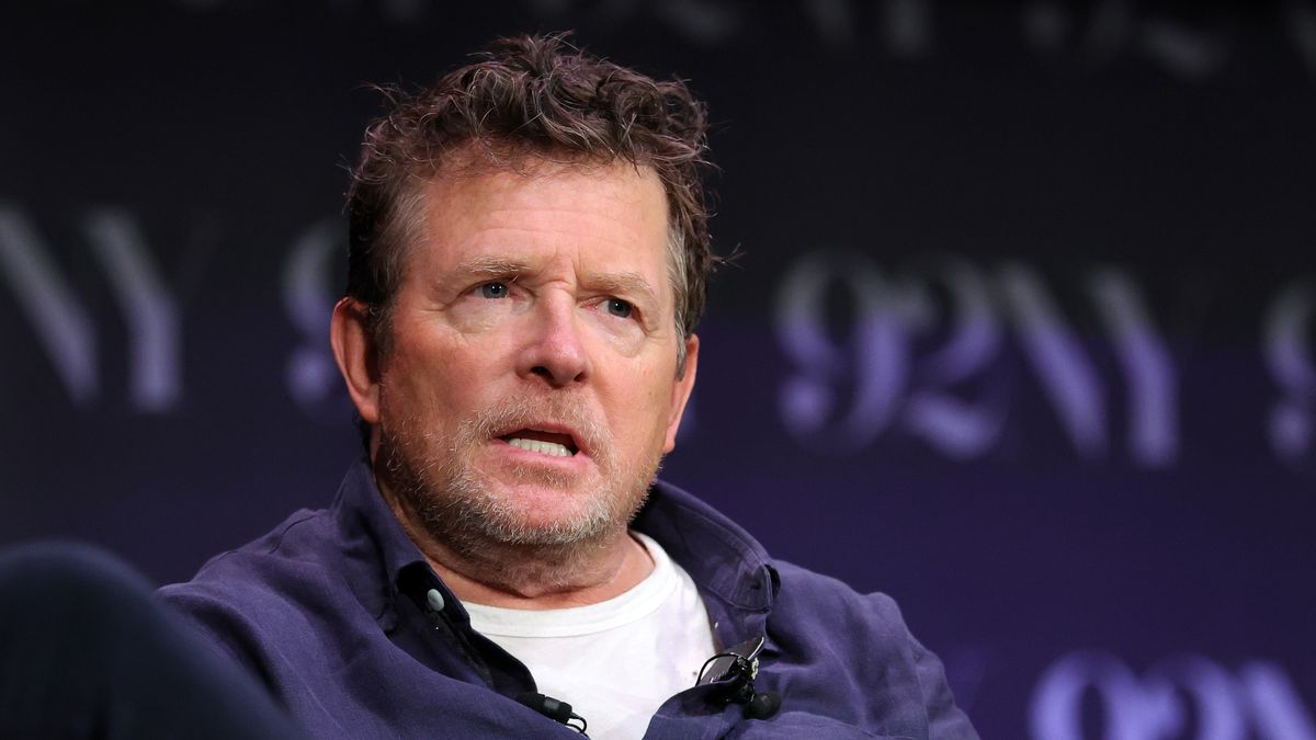 Michael J. Fox And Nelle Fortenberry In Conversation
NEW YORK, NEW YORK - OCTOBER 13: Michael J. Fox speaks onstage during Michael J. Fox and Nelle Fortenberry in Conversation with Donny Deutsch: Future Boy at 92NY on October 13, 2025 in New York City. (Photo by Dia Dipasupil/Getty Images)
Dia Dipasupil