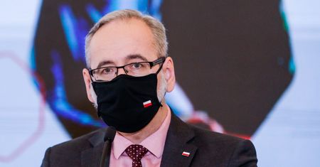 Szczepionka na COVID-19 dla dzieci? Minister Niedzielski zabrał głos