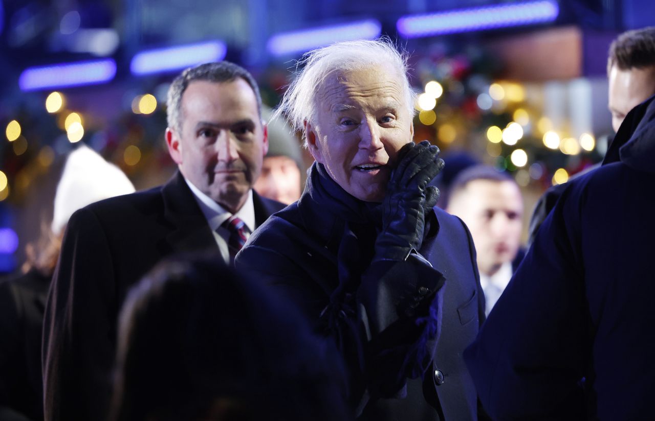 Biden's final festive light-up; global diplomacy evolves overnight