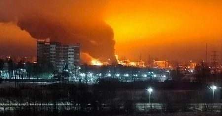 Ognień w rosyjskiej fabryce acetonu. Doszło do wycieku
