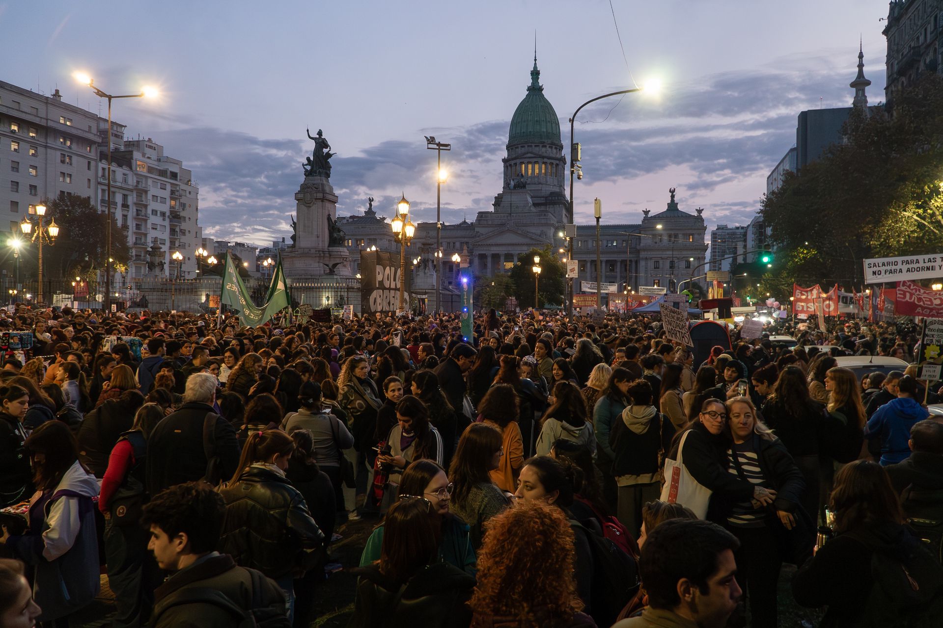 Brutalne morderstwo 14-latki wstrząsnęło krajem. Protesty w Argentynie