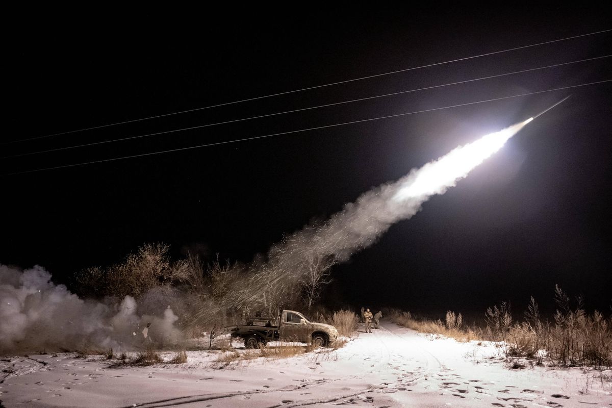 Ukraiński wywiad: Rosjanom brakuje amunicji