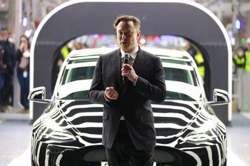 Problem Elona Muska. Tesla obniża ceny w Kanadzie