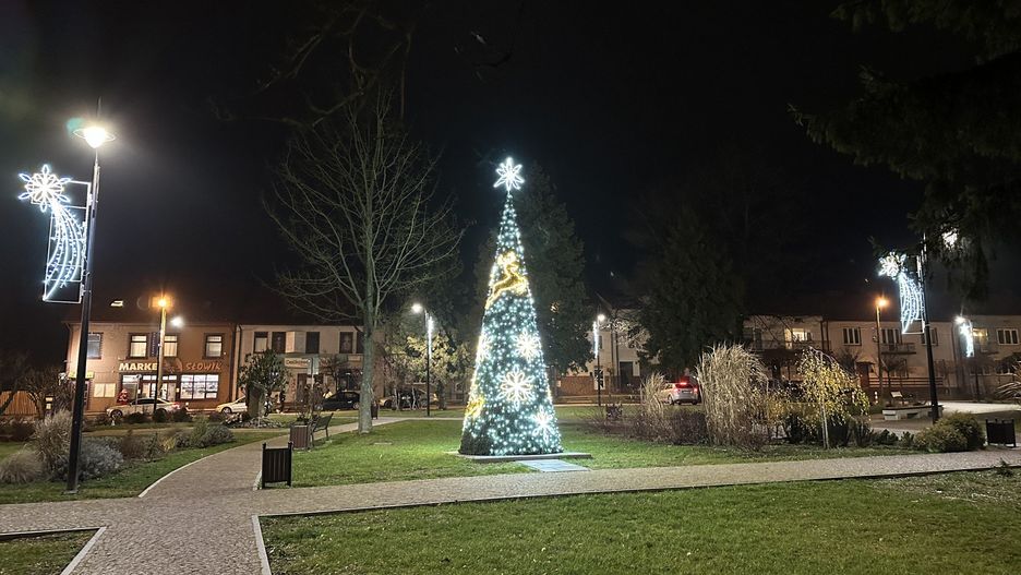 Iwaniska wyglądają już świątecznie