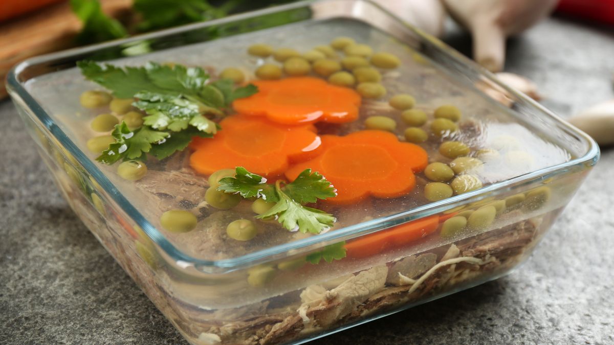 Galareta wieprzowa pojawia się na stołach Polaków od dawna