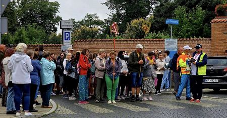 Pielgrzymi ponownie wyruszą z Płocka do Częstochowy. Kierowcy muszą przygotować się na utrudnienia