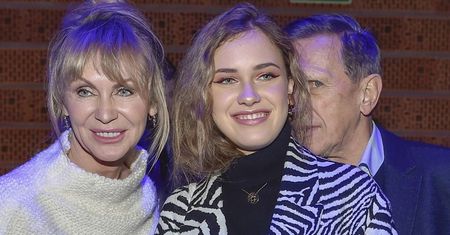 Helena Englert eksperymentuje z wyglądem. Zdecydowała się na ostre cięcie