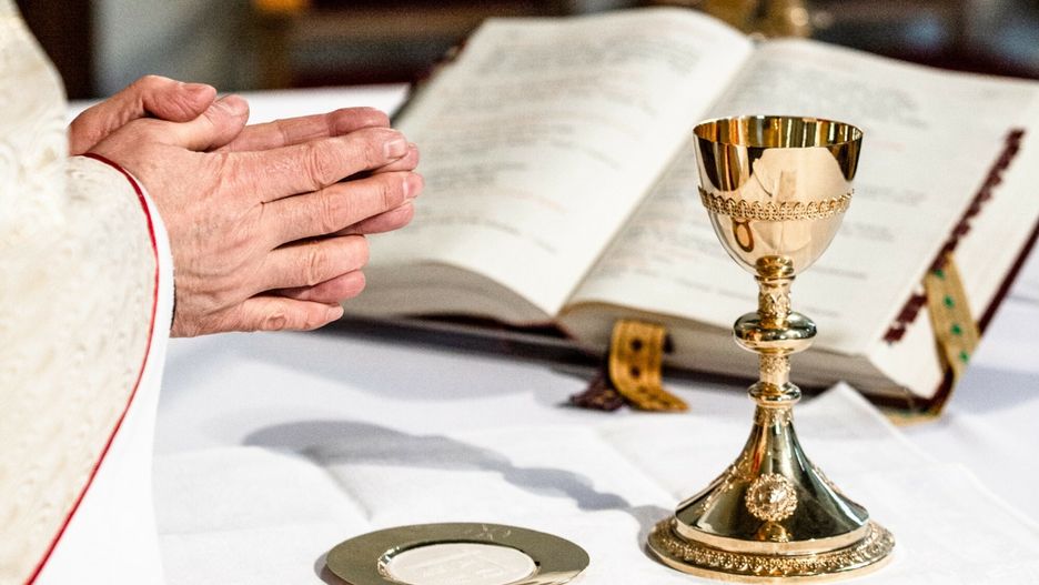 East News archiwumFot. Karol Porwich/East News Czestochowa, 10.01.2022. Zdjecie ilustracyjne podczas Mszy swietej.Karol Porwich