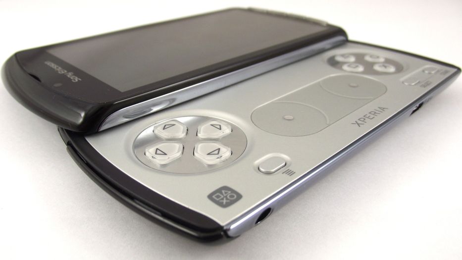 Sony Ericsson Xperia PLAY - galeria zdjęć 1