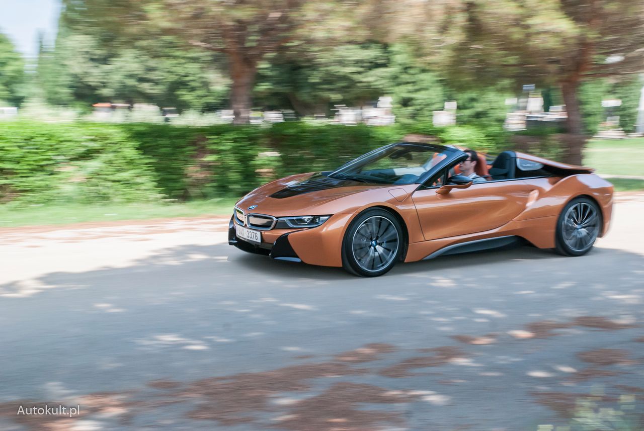 BMW i8 w ruchu