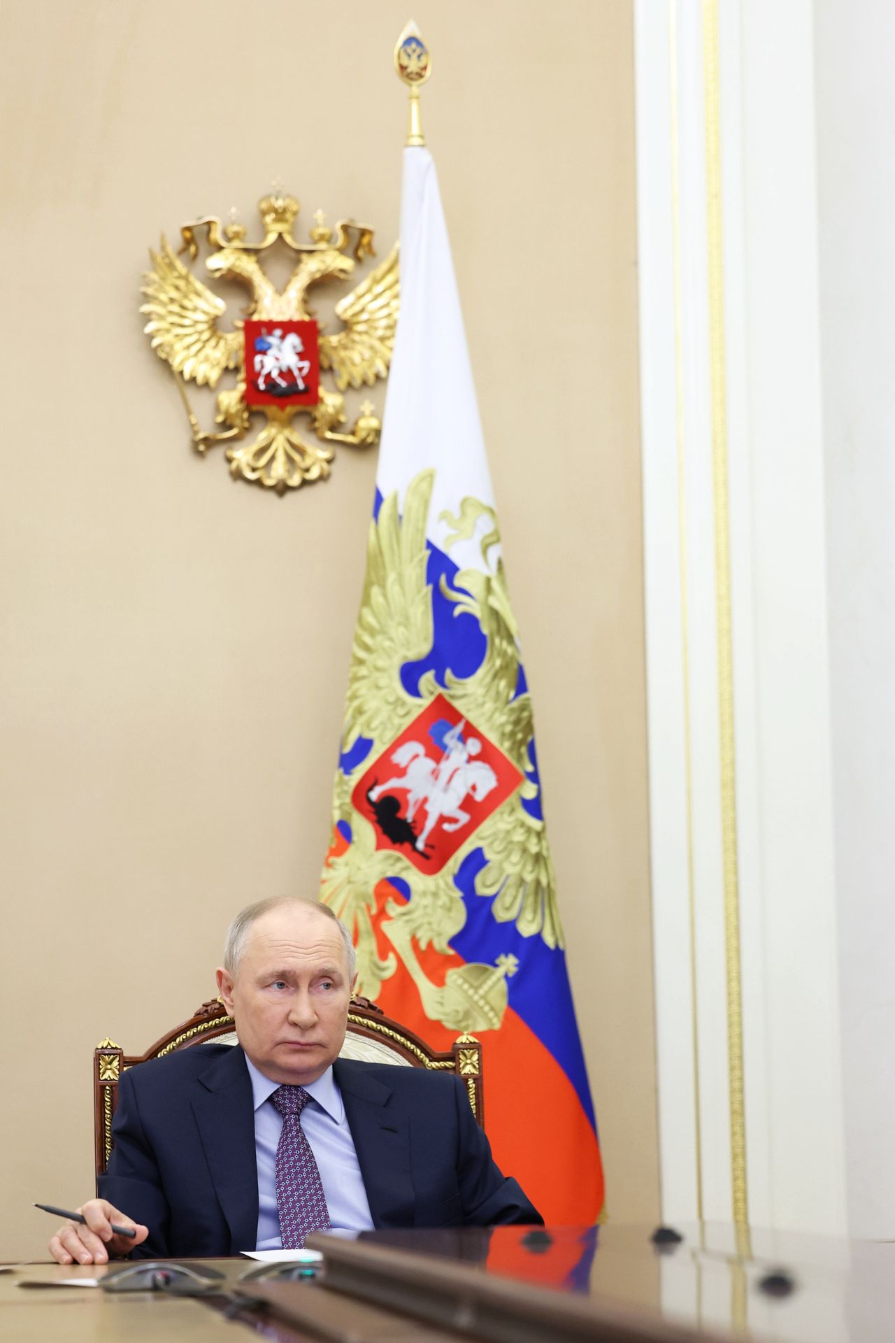 Russian President Vladimir Putin holds a meeting of the Presidential Council for Science and Education via videoconference at the Kremlin in Moscow, Russia, 08 February 2024. President Putin supported the idea of creating a ranking of universities in the BRICS countries. EPA/ALEXANDER KAZAKOV / SPUTNIK / KREMLIN POOL MANDATORY CREDIT Dostawca: PAP/EPA.