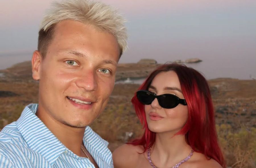 Przemek Pro sprawdza, czy Kartonii jest gotowa na dziecko. (Spoi